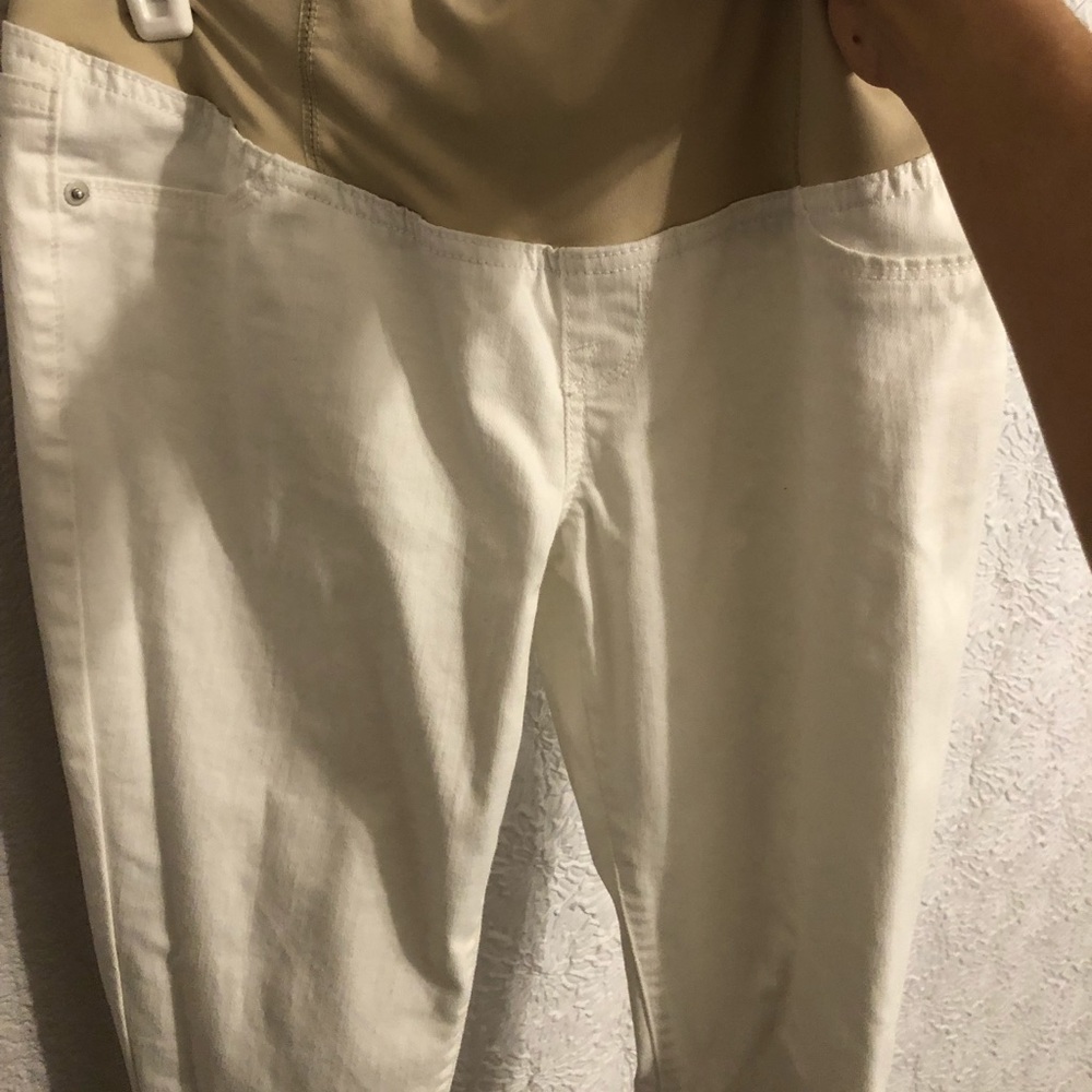WHITE MATERNITY JEANS